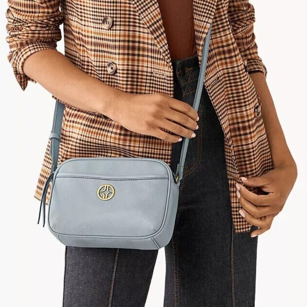 NWOT Fossil Brennon Camera Bag Oval Crossbody Smokey Blue Leather Purse